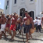 Indígenas e outros movimentos fazem passeata nas ruas de Penedo pela preservação do rio São Francisco