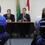Secretaria da Fazenda George Santoro e o governador Renan Filho falam com os fiscais da Sefaz