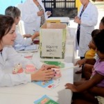 Os habitantes do Grutão atualizaram o calendário vacinal e fizeram aferição de pressão e glicose, testes rápidos para HIV, sífilis e hepatite B e C