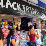 Black Friday deve trazer novos consumidores às lojas esperançosos comprar produtos com desconto maior