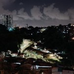 Luminárias em LED deixam o bairro mais seguro para a população